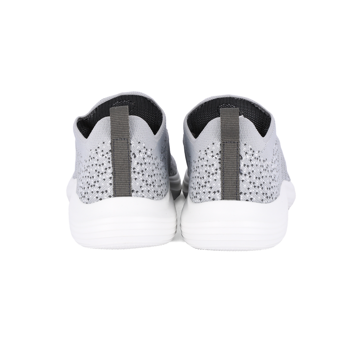 Lightweight recycled sneakers with gray laces