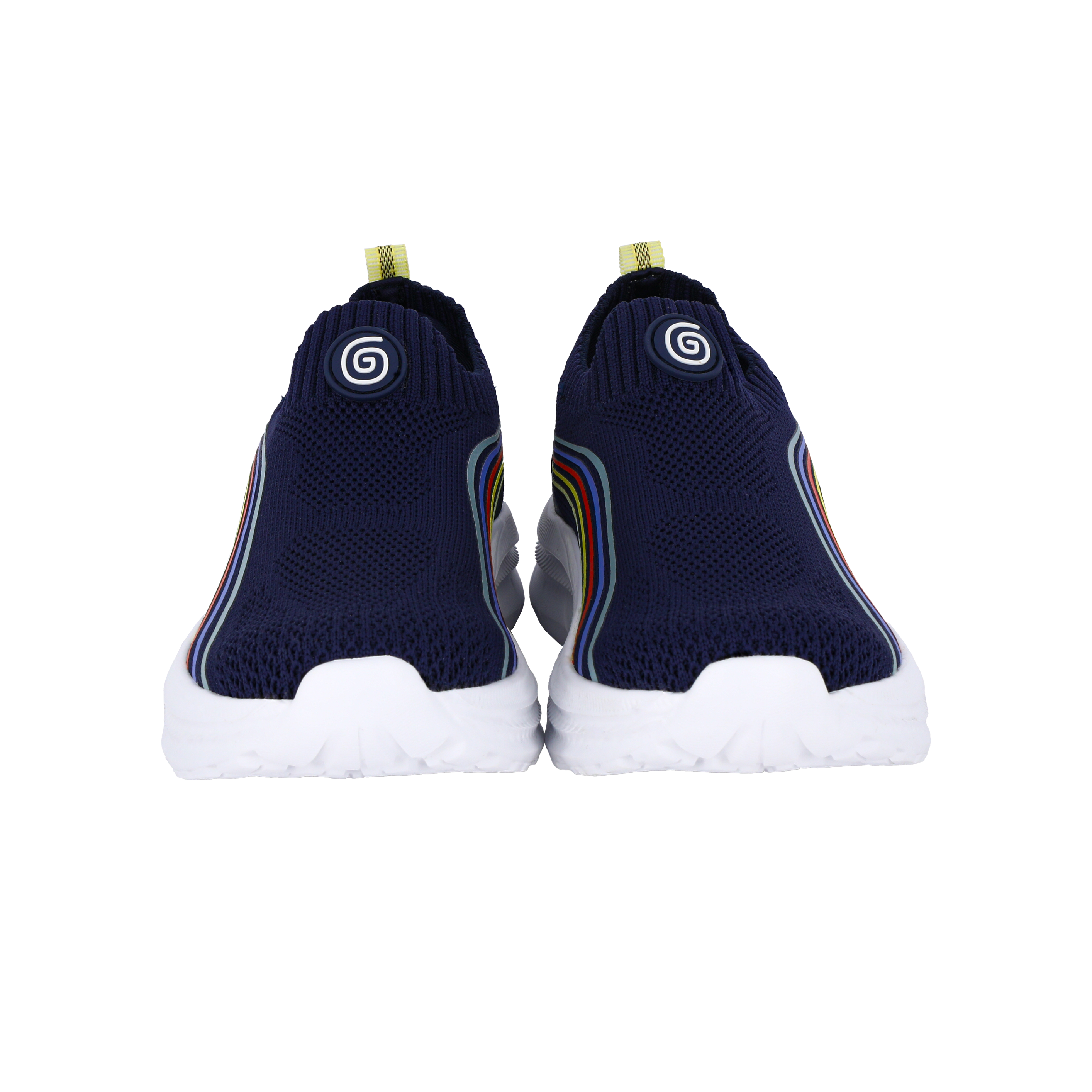 Lightweight recycled sneakers with gray laces