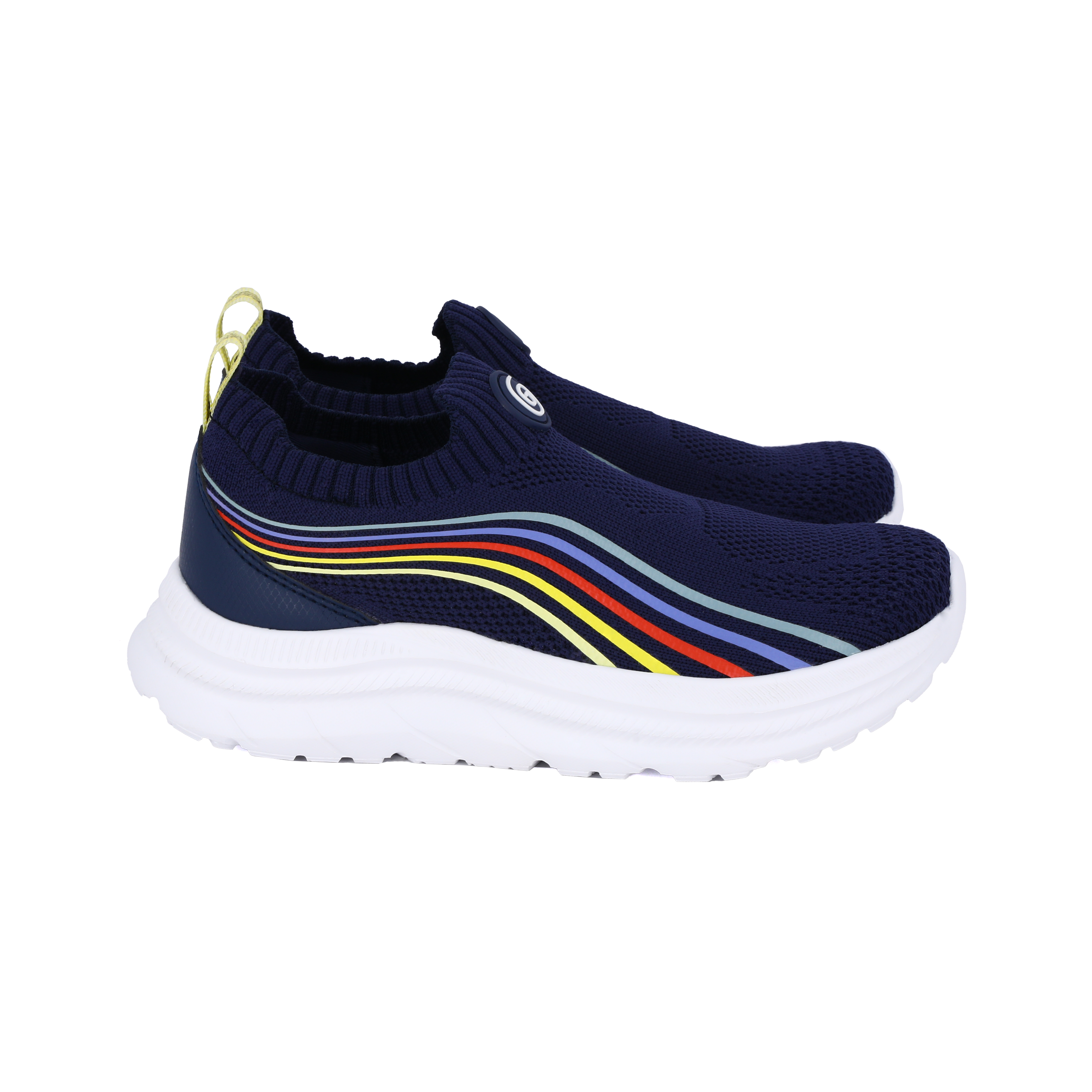 Lightweight recycled sneakers with gray laces