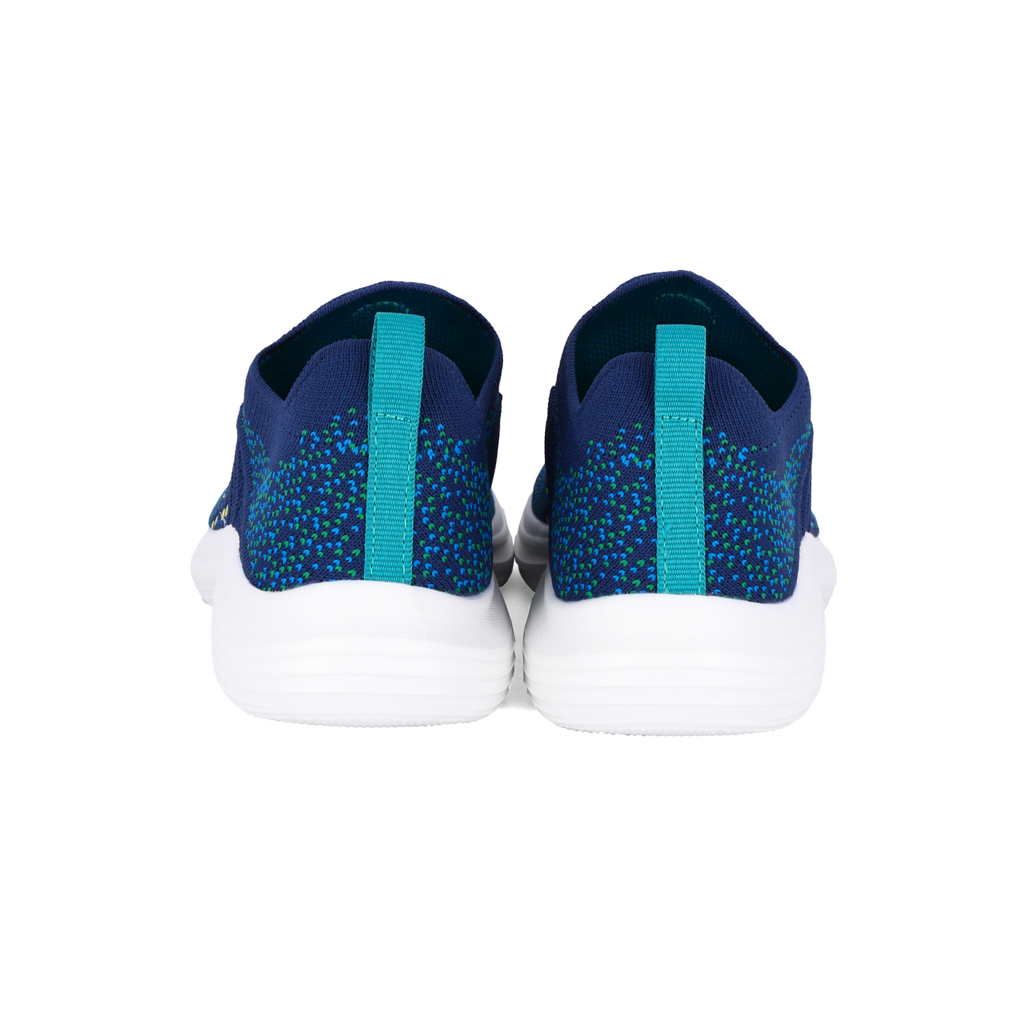 Sneakers riciclate con lacci elastici da bambino