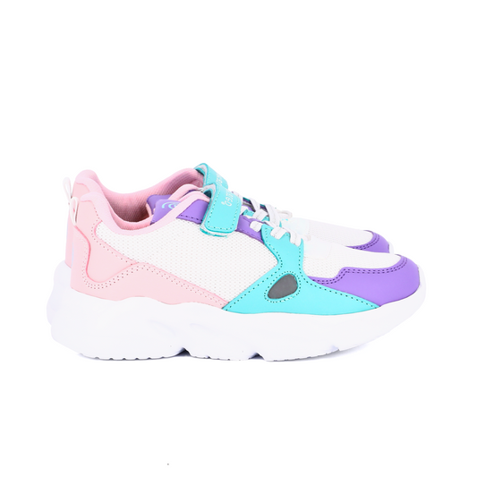 Zapatillas de colores de moda.